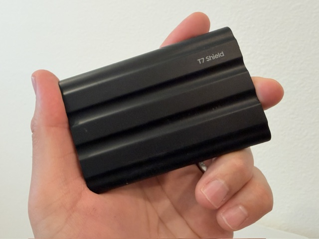 Samsung T7 Shield 1TB