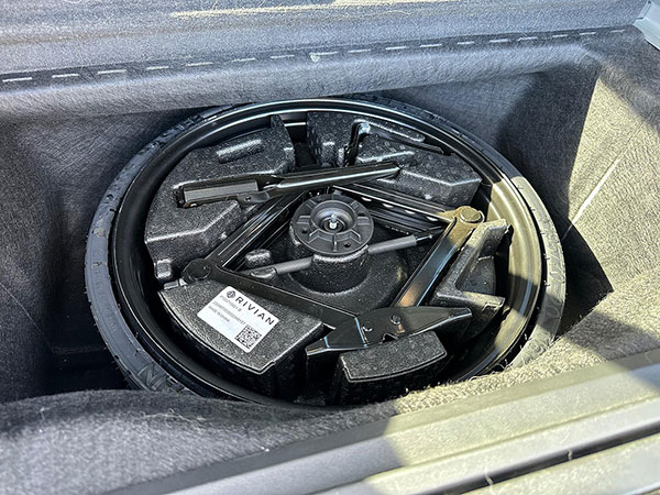Compact Spare Tire Kit